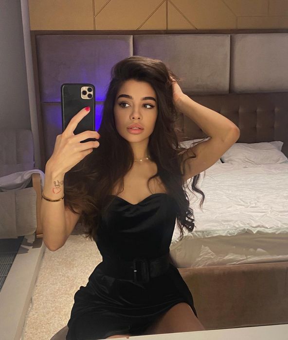 Секреты успеха эскорт-модели: как зарабатывать на встречах с клиентами